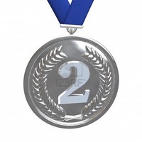 8451342-une-medaille-d-39-argent-la-deuxieme-place-sur-un-ruban-bleu