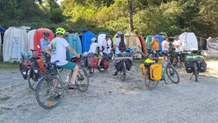 Pause pour les cyclistes d'itivemu