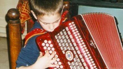 Pamphile à l'accordéon en 2000